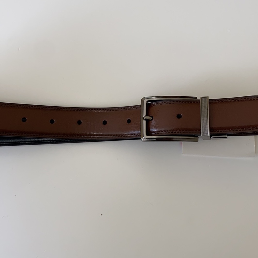 3/$15📚 New men’s brown belt size 36